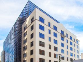 Maple Terrace Office Tower (Photography: Hong Photography)