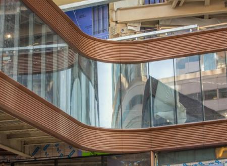 Detail of bent glass at Penn Medicine Pavilion (photo © Joe Garvin)