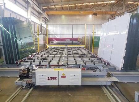The cutting table is able to handle jumbo sheets up to 3m x 6m The cutting table is able to handle jumbo sheets up to 3m x 6m