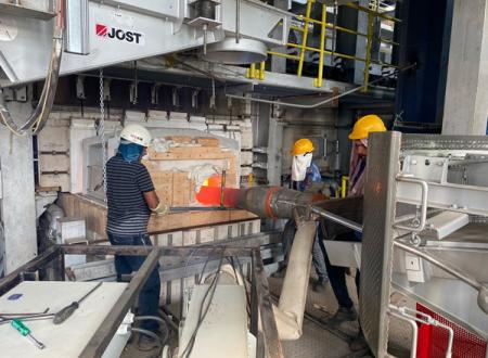 HORN® starts heat-up process of Frigoglass´ 300 tpd furnace