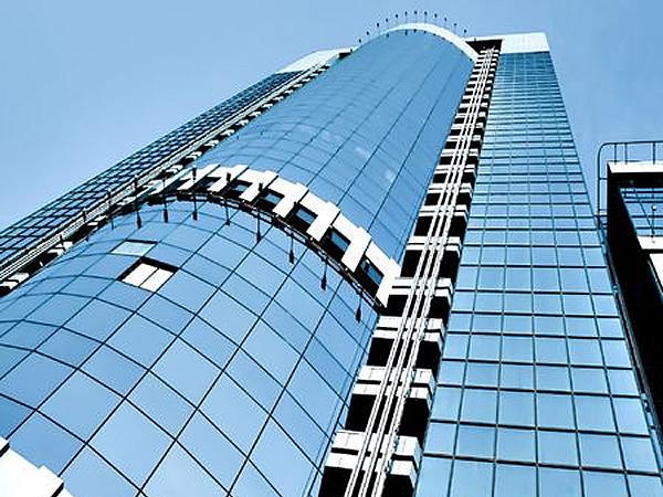 Glass Skyscrapers are Gaining Popularity in Cities | glassonweb.com