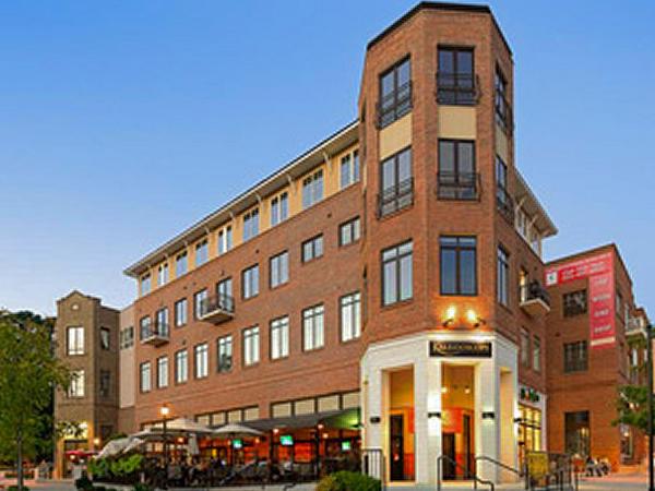 Case Study: Vinyl Windows at Mixed-Use Space Withstand Humidity, Maintain Visual Charm