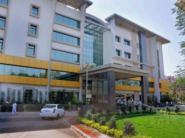 Saint-Gobain Glass at Rail Nirman Nilayam, Hyderabad Saint-Gobain Glass at Rail Nirman Nilayam, Hyderabad