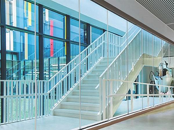 Truly transparent:Fire resistive butt-glazed walls up to 2 hours Truly transparent:Fire resistive butt-glazed walls up to 2 hours