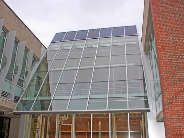 Utilizing Passive Solar in Greenhouses to Create an Educational Environment