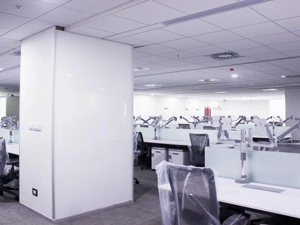 Saint-Gobain Glass at J.P. Morgan Chase, Hyderabad Saint-Gobain Glass at J.P. Morgan Chase, Hyderabad