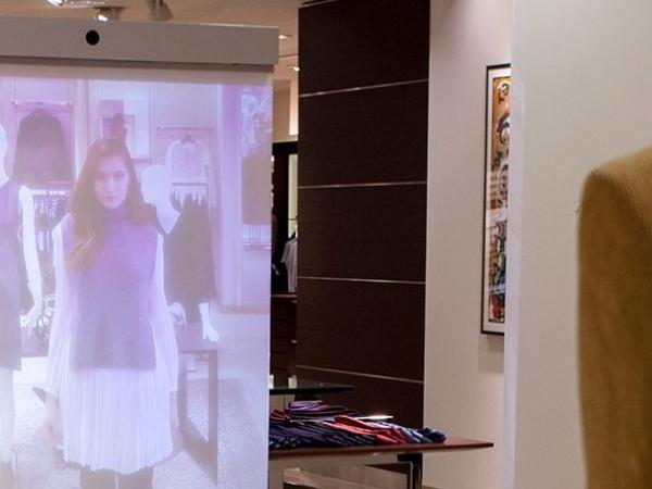  Inspired by Glass: Transparent Displays for Retail Applications