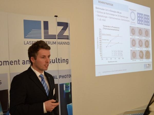 Philipp von Witzendorff, Head of the Glass Group in the Production and Systems Department, explains the novel drilling strategy for thin glass.