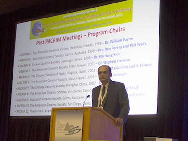 Dileep Singh welcomes nearly 1,200 ceramic and glass scientists from 40 countries to PACRIM12–GOMD in Waikoloa, Hawaii. Credit: ACerS