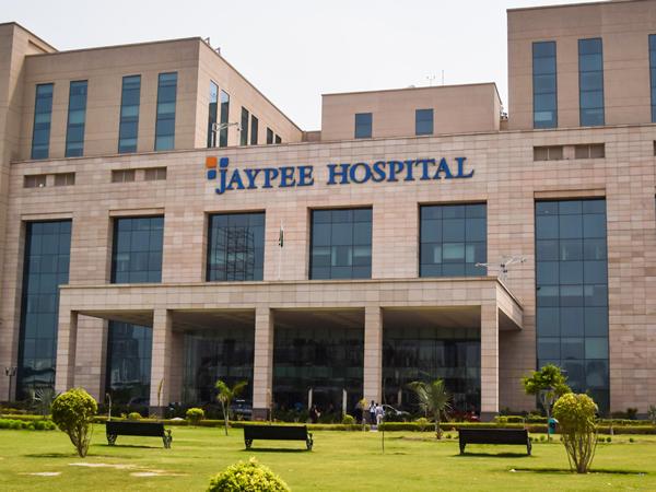 Saint-Gobain Glass at Jaypee Hospital, Noida Saint-Gobain Glass at Jaypee Hospital, Noida