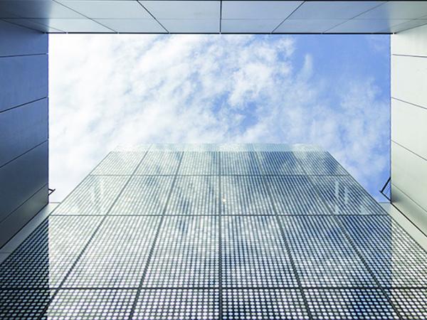 McGrory Glass: Project Spotlight - Light Cascade, Toronto McGrory Glass: Project Spotlight - Light Cascade, Toronto