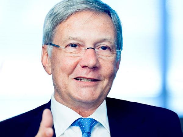 Dieter Kurz Confirmed as Chairman of the Supervisory Boards at SCHOTT and ZEISS