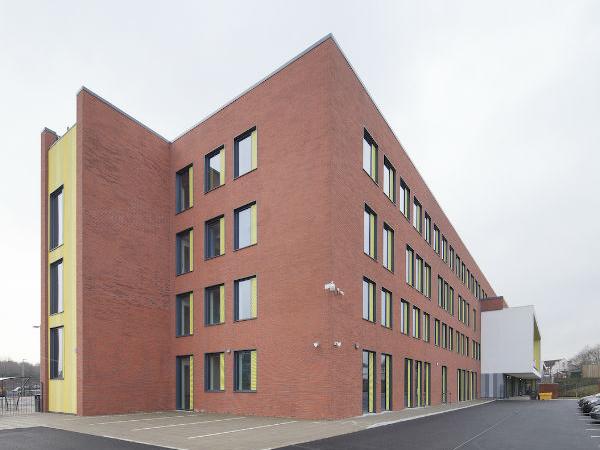 Innovative use of Technal systems for stunning Sheffield Academy Innovative use of Technal systems for stunning Sheffield Academy