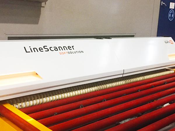 LineScanner on a tempering furnace