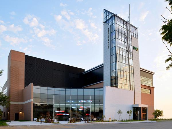 UND’s aerospace research facility’s glass tower and façade features Tubelite curtainwall and storefront