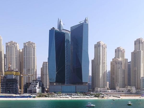 Glass shell by Glas Trösch for the Al Fattan Crystal Towers Glass shell by Glas Trösch for the Al Fattan Crystal Towers