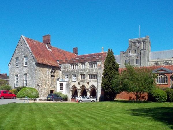 N&C Glass Supplies Grounds of Winchester Cathedral