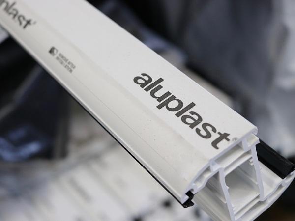 The new aluplast flush casement sash is fully integrated across Ideal 70 and Ideal 4000 systems