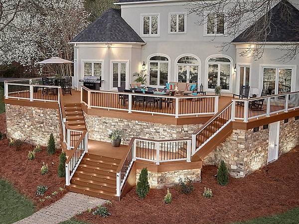 Trex Transcend® and Trex Enhance® Decking Named “Top Products” of 2018