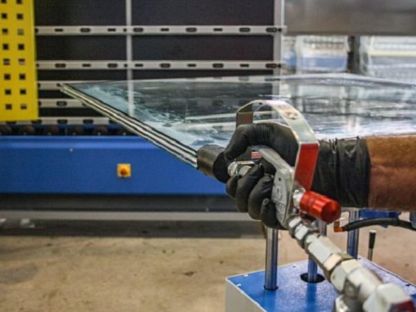 glasstec 2018: Redefined hybrid technology for secondary sealant | tremco illbruck
