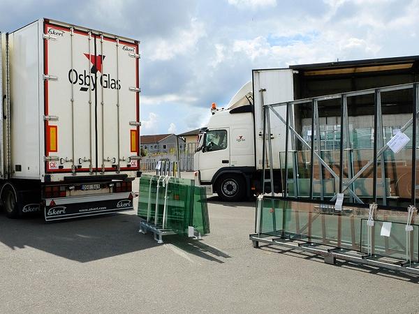 Osby Glas uses its own fleet to supply all of Sweden with high-quality flat glass products.