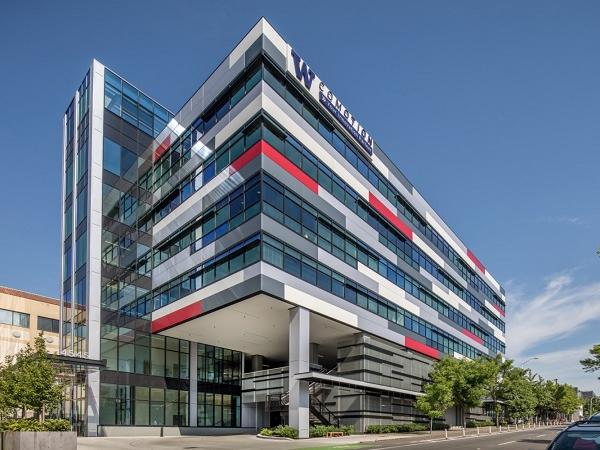 Vitro Architectural Glass products add color, energy efficiency to office addition