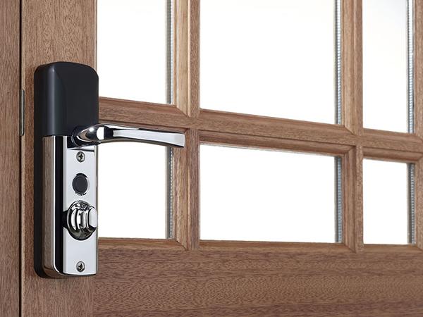 Mighton and Mila partner up to supply Avia Apple HomeKit smart lock to window and door industry