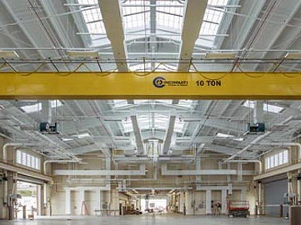 Daylighting large spaces Daylighting large spaces