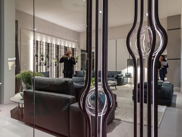The glass protagonist of the Salone del Mobile is made in Mappi