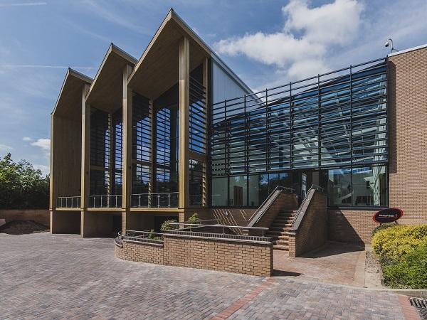 Advanced glazing helps new Slimming World HQ achieve healthy energy performance