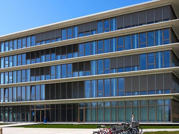Glas Trösch Group: Synathlon Unil in Lausanne Glas Trösch Group: Synathlon Unil in Lausanne