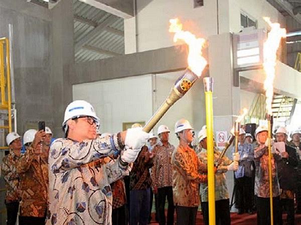 Airlangga Hartarto, Minister of Industry and Company Management “Heating-Up” for C2 Furnace in Cikampek, West Java