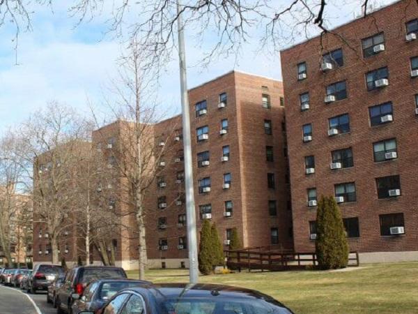 Major New York City Replacement Project Uses Crystal Windows Major New York City Replacement Project Uses Crystal Windows