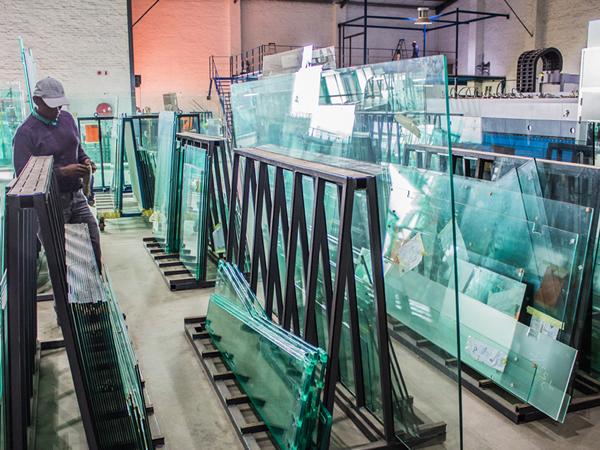 Pioneers in high-performance laminate production: Glass Planet Manufacturing