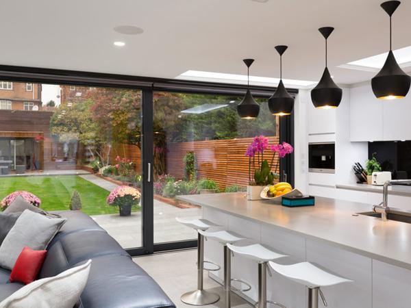 Roofglaze Case Study: Private Residence, Totteridge Roofglaze Case Study: Private Residence, Totteridge
