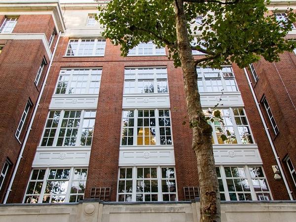 Robert Hooke Science Centre showcases W50 thermally broken steel windows