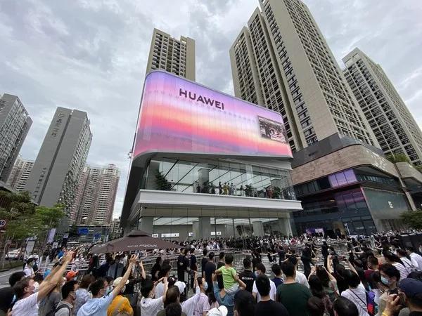 Jade box opened, with unlimited possibilities – the super glass of NorthGlass assisted the opening of Huawei Smart Life Pavilion Jade box opened, with unlimited possibilities – the super glass of NorthGlass assisted the opening of Huawei Smart Life Pavilion