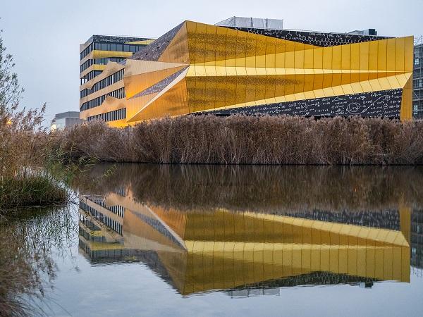 EXPLORiT – the new heart of Y-Parc, Switzerland's largest technology park in Yverdon-les-Bains EXPLORiT – the new heart of Y-Parc, Switzerland's largest technology park in Yverdon-les-Bains