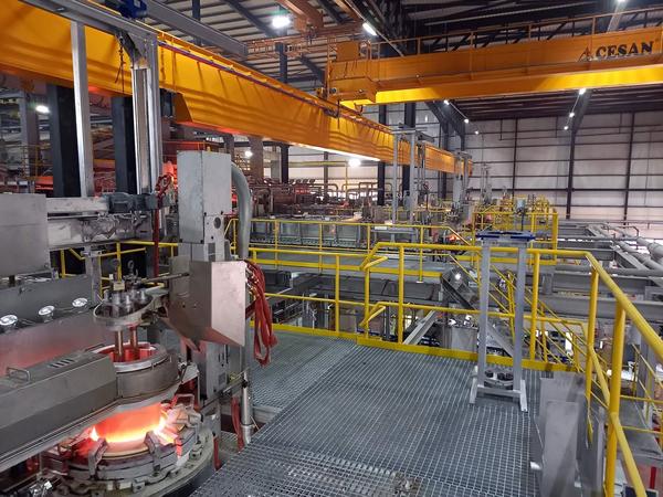 HORN® ignites 400 t/d G2 furnace at GCA