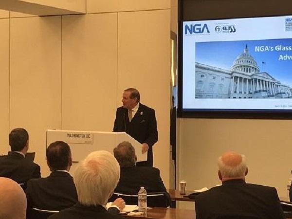 Congressman Neal Dunn of Florida speaks to NGA members on April 4.