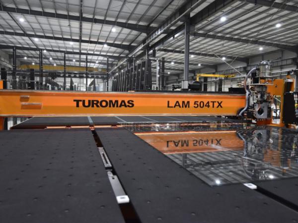 TUROMAS supplies its equipment to Üveg