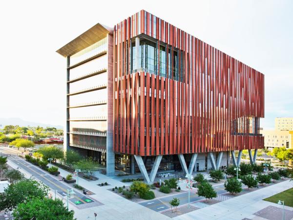 University of Arizona's HSIB Showcases Solarban® 90 Starphire® Glass