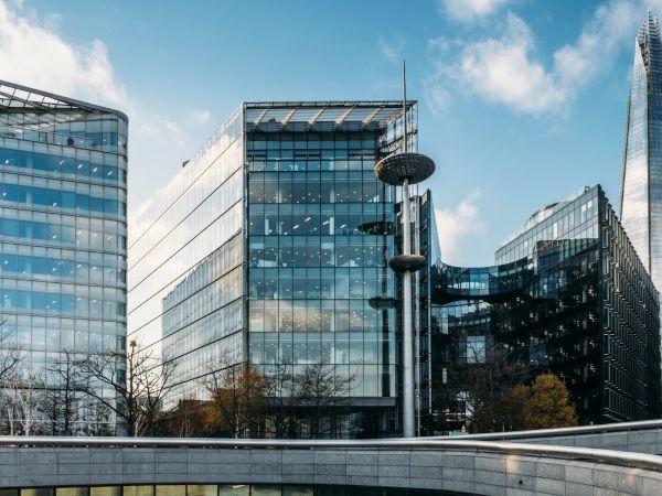 Diamon-Fusion International Expands into the UK with a Key Strategic Alliance in the Commercial Building Sector