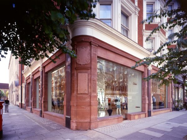 Light as a design element: KAPILUX in the Chloé flagship store