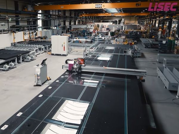 LiSEC | DSC-A line: LiTEC Temperature Control decoating - cutting and breaking XYZ LiSEC | DSC-A line: LiTEC Temperature Control decoating - cutting and breaking XYZ