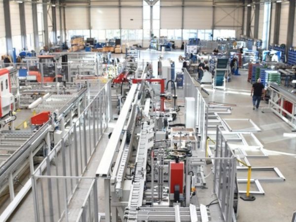 Voilàp expands in smart factories and acquires Stürtz