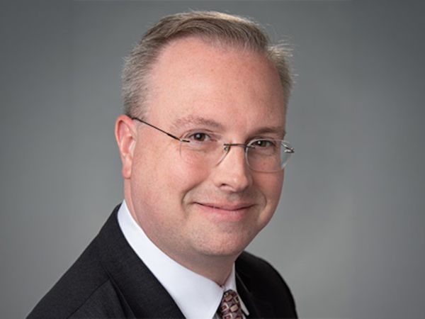 Dr. Robert Dietz