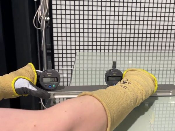 Glaston FlatGuard Roller Wave & Edge Lift Gauge