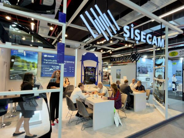 Şişecam Showcased Advanced Automotive Glass Solutions at Automechanika Fair