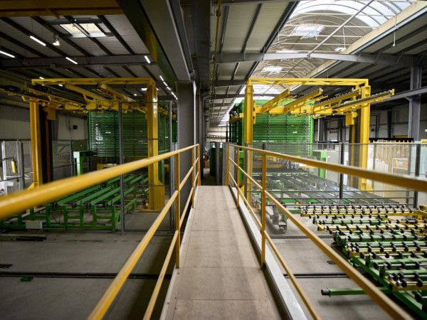 Wood Glass Team: Growing Step by Step with HEGLA Technology